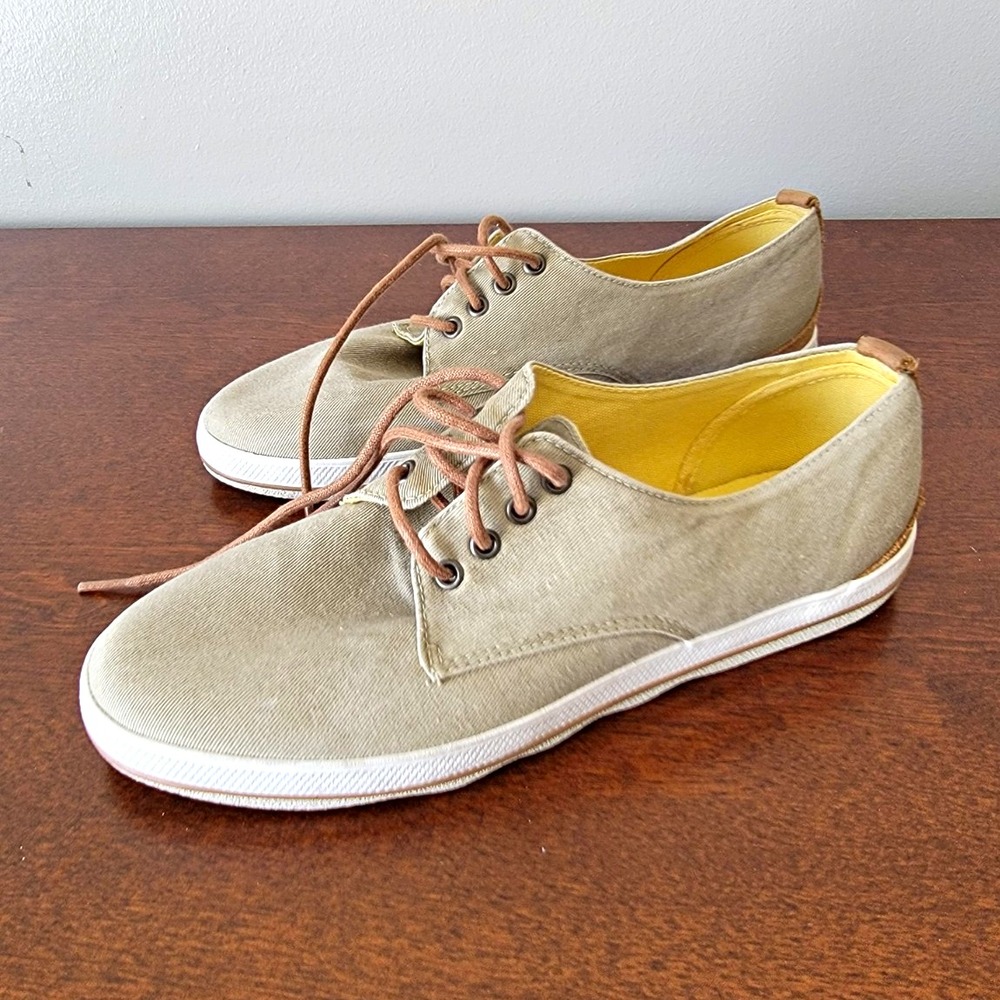 Bass Beige Olive Canvas Lace-Up Sneakers Women US 6M Round Toe Classic Neutral